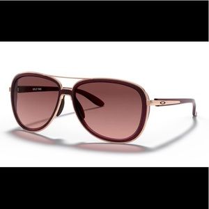 Oakley Split Time Sunglasses (Aviator Style)